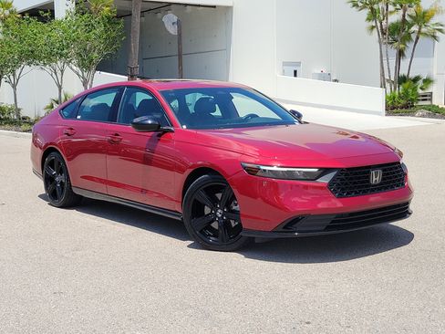 Used 2023 Honda Accord Sport image 32