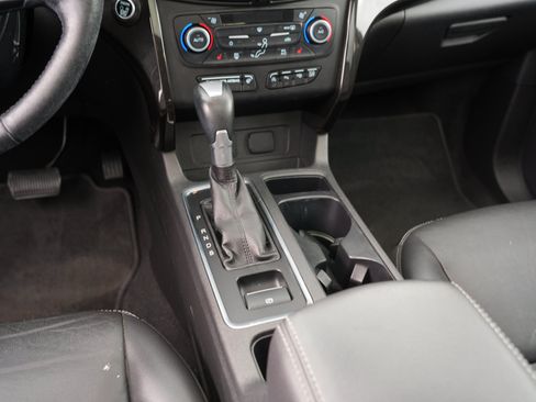Used 2018 Ford Escape Titanium AWD/4WD image 23