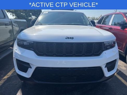 New 2025 Jeep Grand Cherokee Altitude w/ Trailer Tow Package AWD/4WD image 2