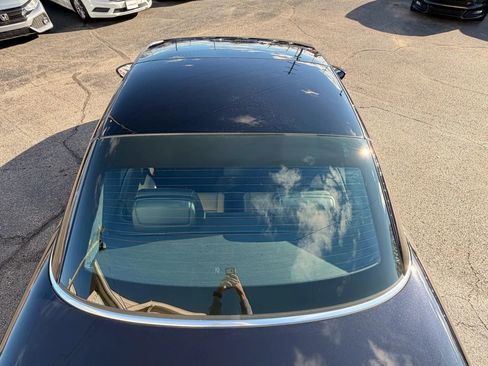 Used 2015 Volkswagen Eos Final Edition image 9