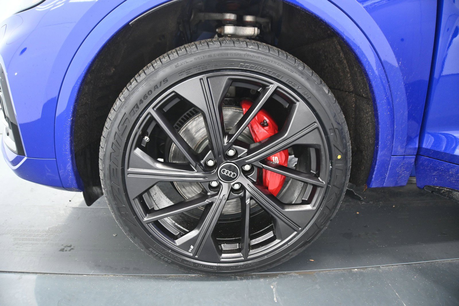 Used 2024 Audi SQ5 Prestige AWD/4WD image 34