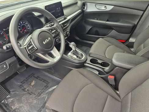 Certified 2023 Kia Forte LXS image 11