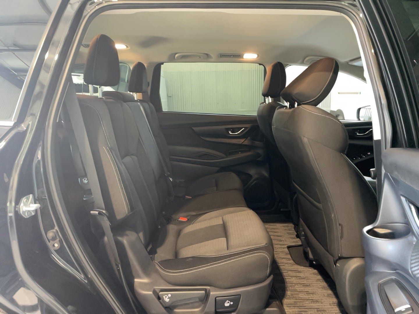 Used 2023 Subaru Ascent Premium w/ Convenience Package AWD/4WD image 18