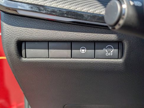 Used 2025 Nissan Kicks SR FWD image 20