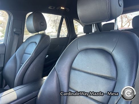 Used 2020 Mercedes-Benz GLC 300 GLC 300 image 15