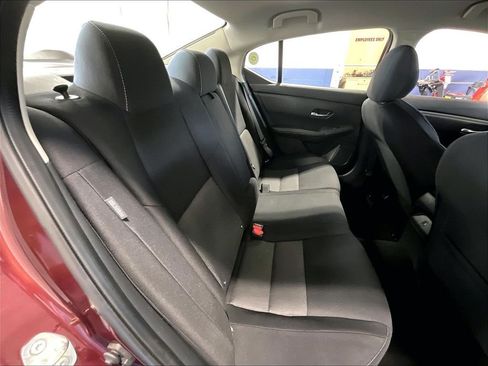 Used 2021 Nissan Sentra SV FWD image 16