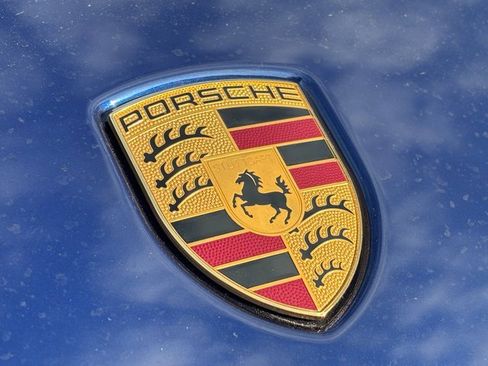 Certified 2025 Porsche Macan image 27