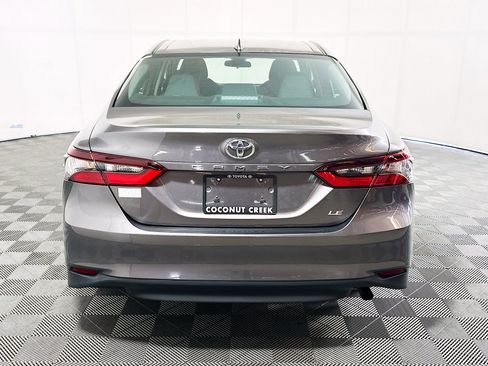 Used 2024 Toyota Camry LE FWD image 4