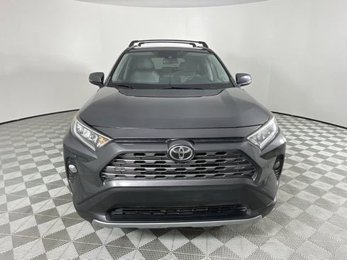 Used 2019 Toyota RAV4 Limited image 5