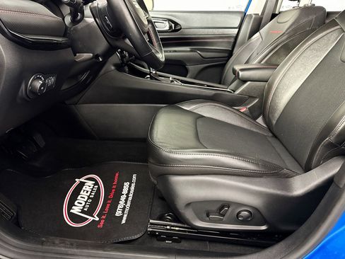 Used 2022 Jeep Compass Trailhawk w/ Trailhawk Convenience Group image 19