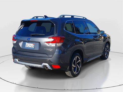 Used 2023 Subaru Forester Touring image 7