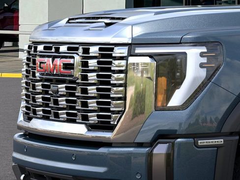 New 2026 GMC Sierra 2500 Denali AWD/4WD image 14