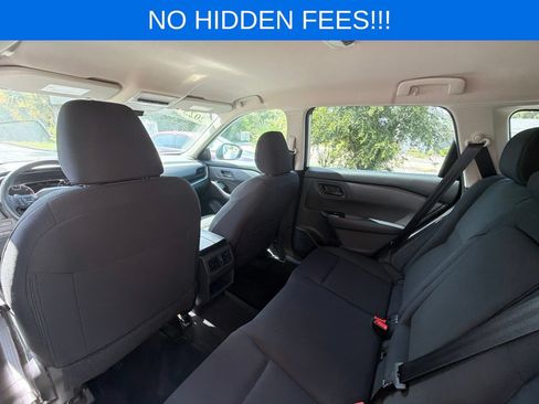 Used 2025 Nissan Rogue S FWD image 34