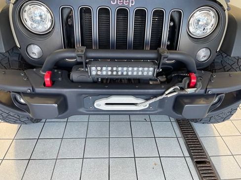 Used 2017 Jeep Wrangler Unlimited Rubicon AWD/4WD image 20