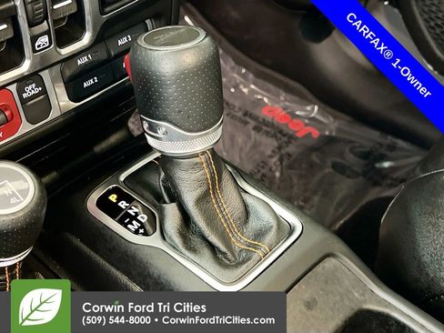 Used 2022 Jeep Gladiator Mojave w/ Cold Weather Group AWD/4WD image 10