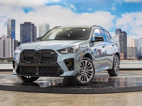 Used 2025 BMW X2 M35i w/ Premium Package image 2