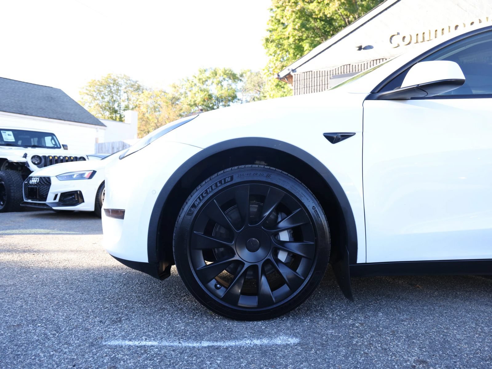 Used 2021 Tesla Model Y Long Range AWD/4WD image 9