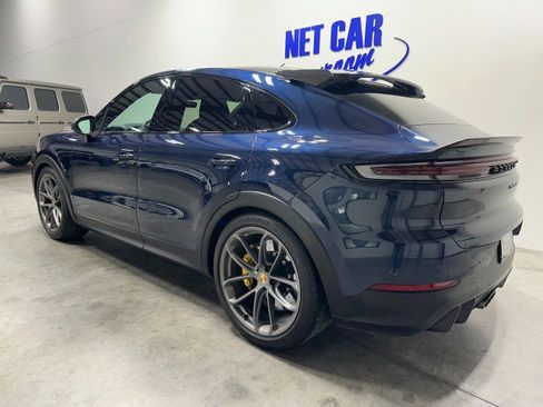 Used 2024 Porsche Cayenne Turbo GT image 12