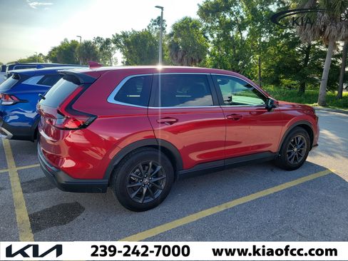 Used 2026 Honda CR-V EX-L image 4