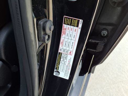 Used 2024 Nissan Sentra S FWD image 30