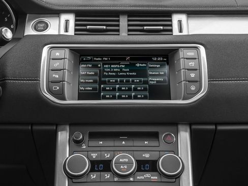 Used 2017 Land Rover Range Rover Evoque HSE AWD/4WD image 7
