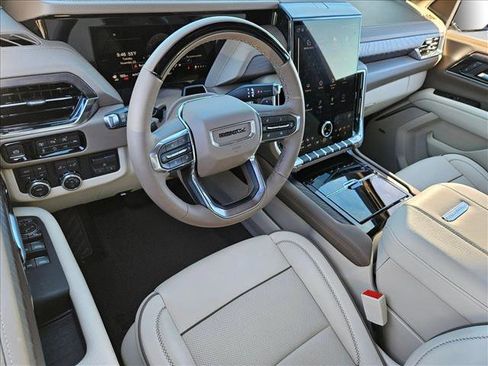 New 2025 GMC Yukon XL Denali w/ Denali Reserve Package image 3