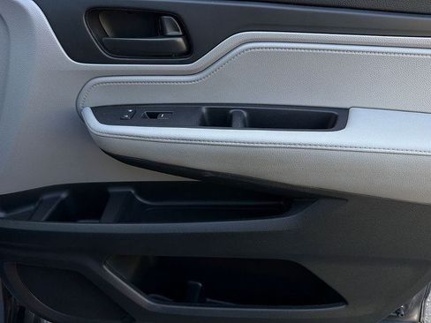 Used 2019 Honda Odyssey EX-L image 24