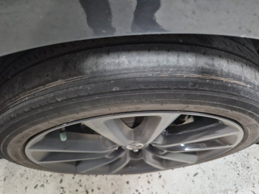 Used 2024 MAZDA MAZDA3 s FWD image 5