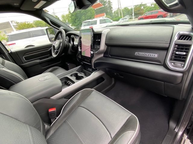 Used 2026 RAM 2500 Laramie AWD/4WD image 23