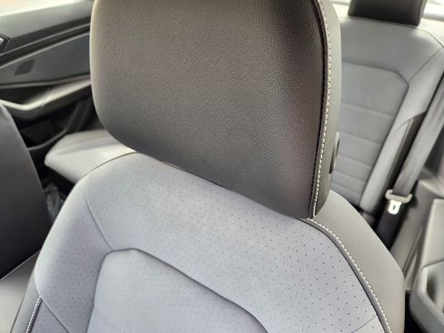 New 2026 Volkswagen Jetta SE FWD image 6