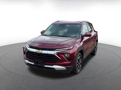 Used 2025 Chevrolet TrailBlazer LT FWD image 5