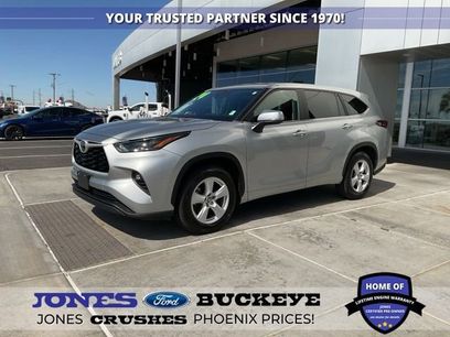 Used 2024 Toyota Highlander LE