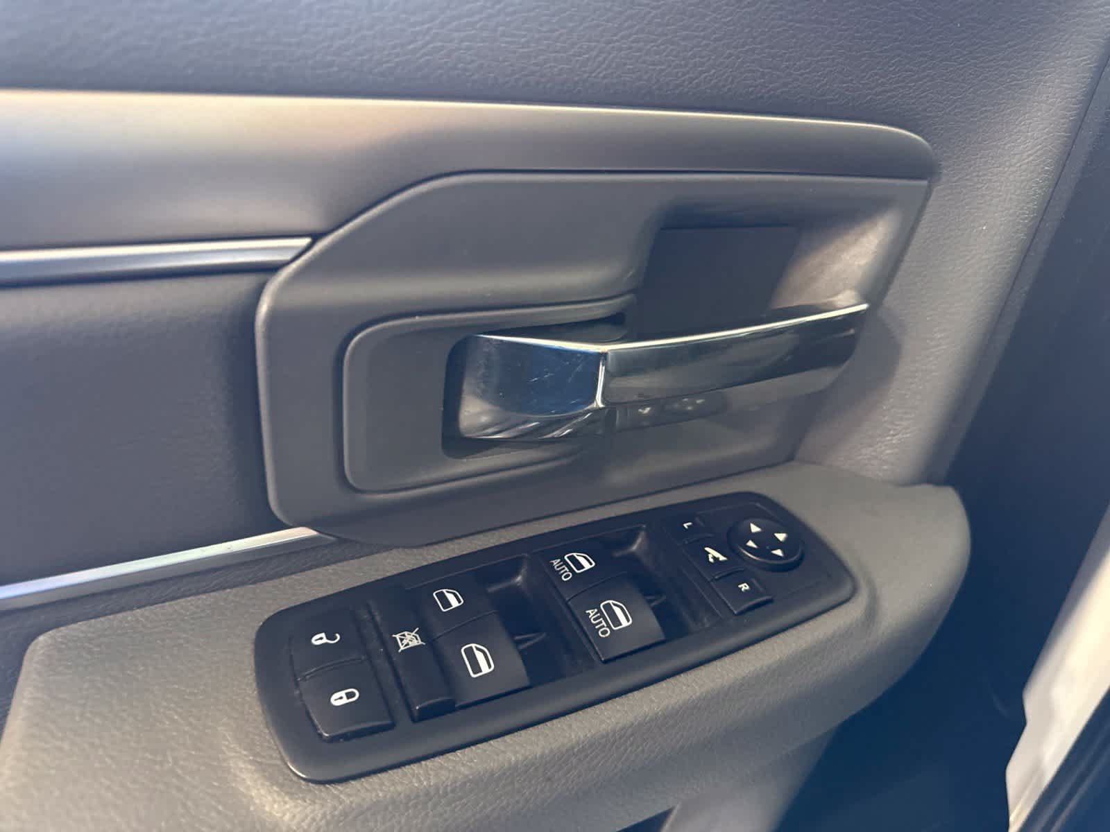 Used 2014 RAM 1500 Big Horn RWD image 17