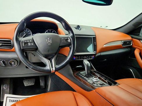 Used 2022 Maserati Levante Modena image 13