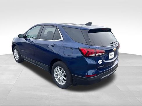 Used 2022 Chevrolet Equinox LT AWD/4WD image 3