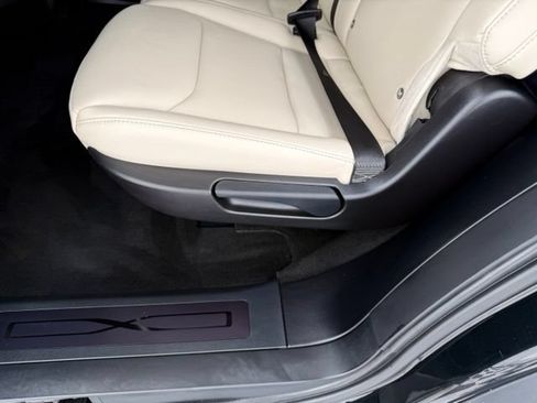 Used 2018 Tesla Model X 75D AWD/4WD image 18