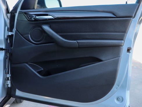 Used 2018 BMW X1 xDrive28i image 10