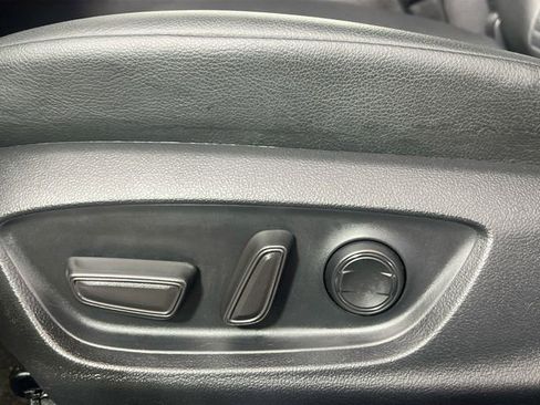 Used 2024 Toyota Camry SE FWD image 23