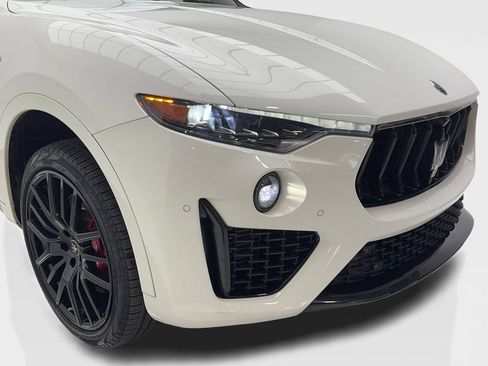Used 2021 Maserati Levante S GranSport AWD/4WD image 3