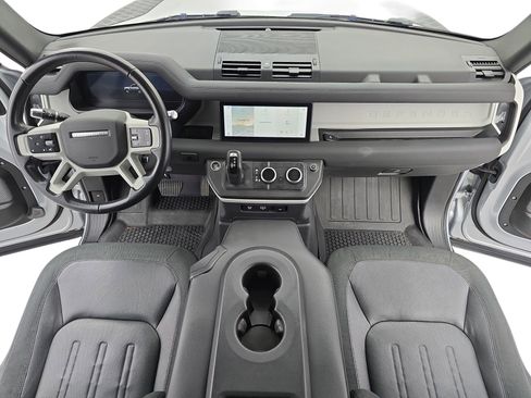 Certified 2021 Land Rover Defender 90 First Edition image 9