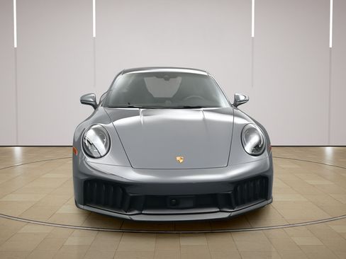 Certified 2026 Porsche 911 Carrera GTS RWD image 31