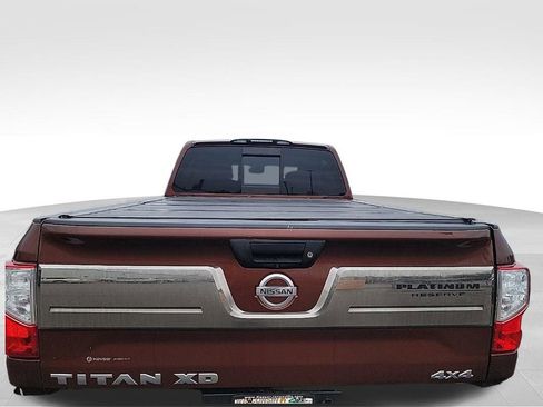 Used 2018 Nissan Titan Platinum Reserve w/ Platinum Utility Package AWD/4WD image 8