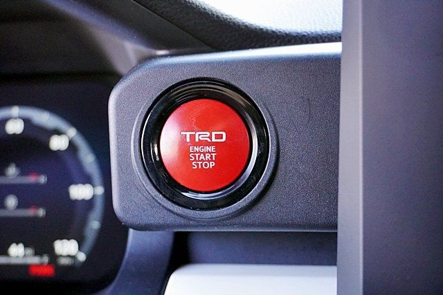 Used 2024 Toyota Tacoma TRD Off-Road AWD/4WD image 40