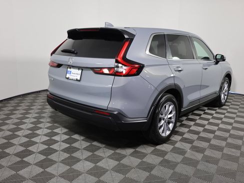 Used 2025 Honda CR-V EX image 5
