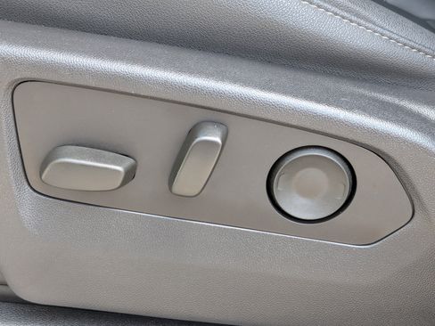 Used 2023 GMC Sierra 1500 SLT w/ SLT Premium Plus Package image 21