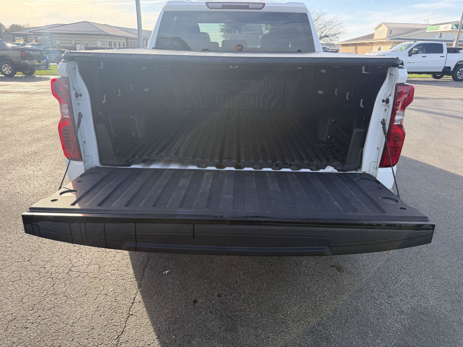 Used 2024 Chevrolet Silverado 1500 LT AWD/4WD image 4