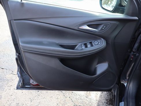 Used 2021 Buick Encore GX Select image 21