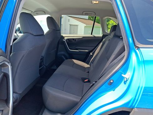 Certified 2020 Toyota RAV4 LE w/ All Weather Liner Package AWD/4WD image 11