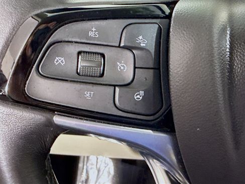 Used 2023 Buick Enclave Essence FWD image 14