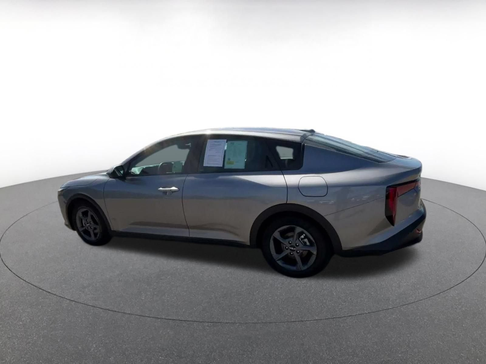 Used 2026 Kia K4 FWD image 9